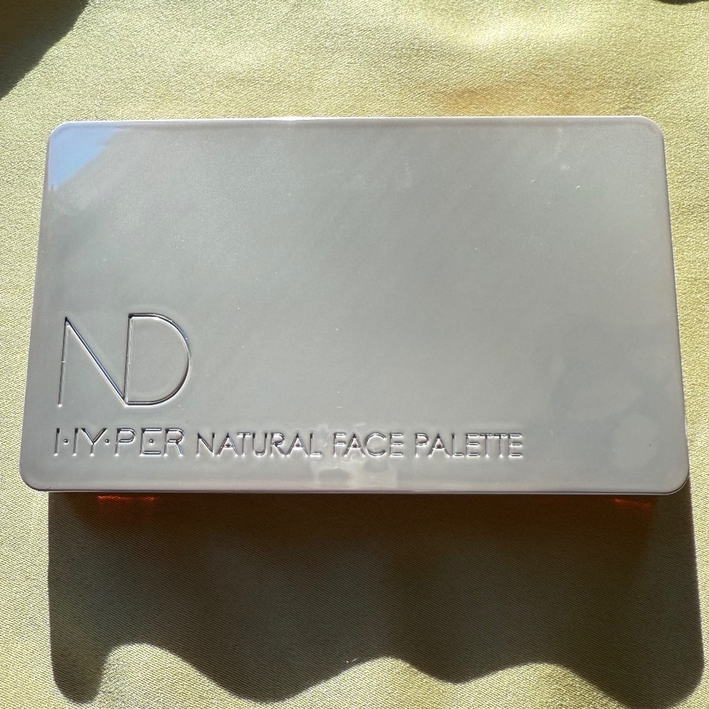 Natasha Denona HY-PER Natural Face Palette - Picture 3 of 7